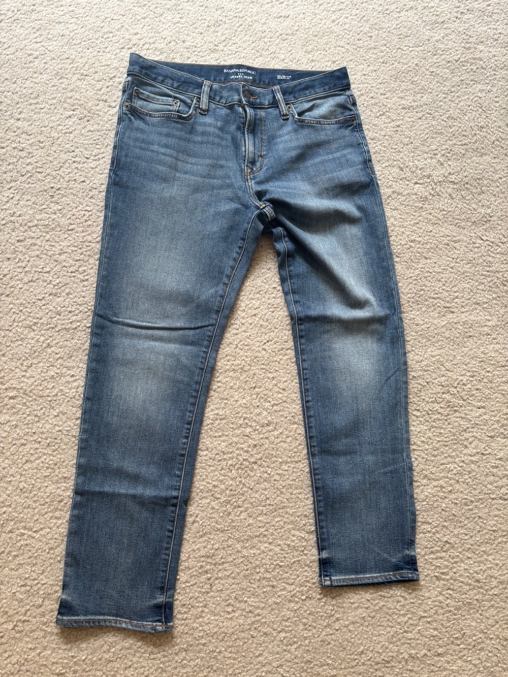 Banana Republic Men's Medium Blue Straight Jeans
